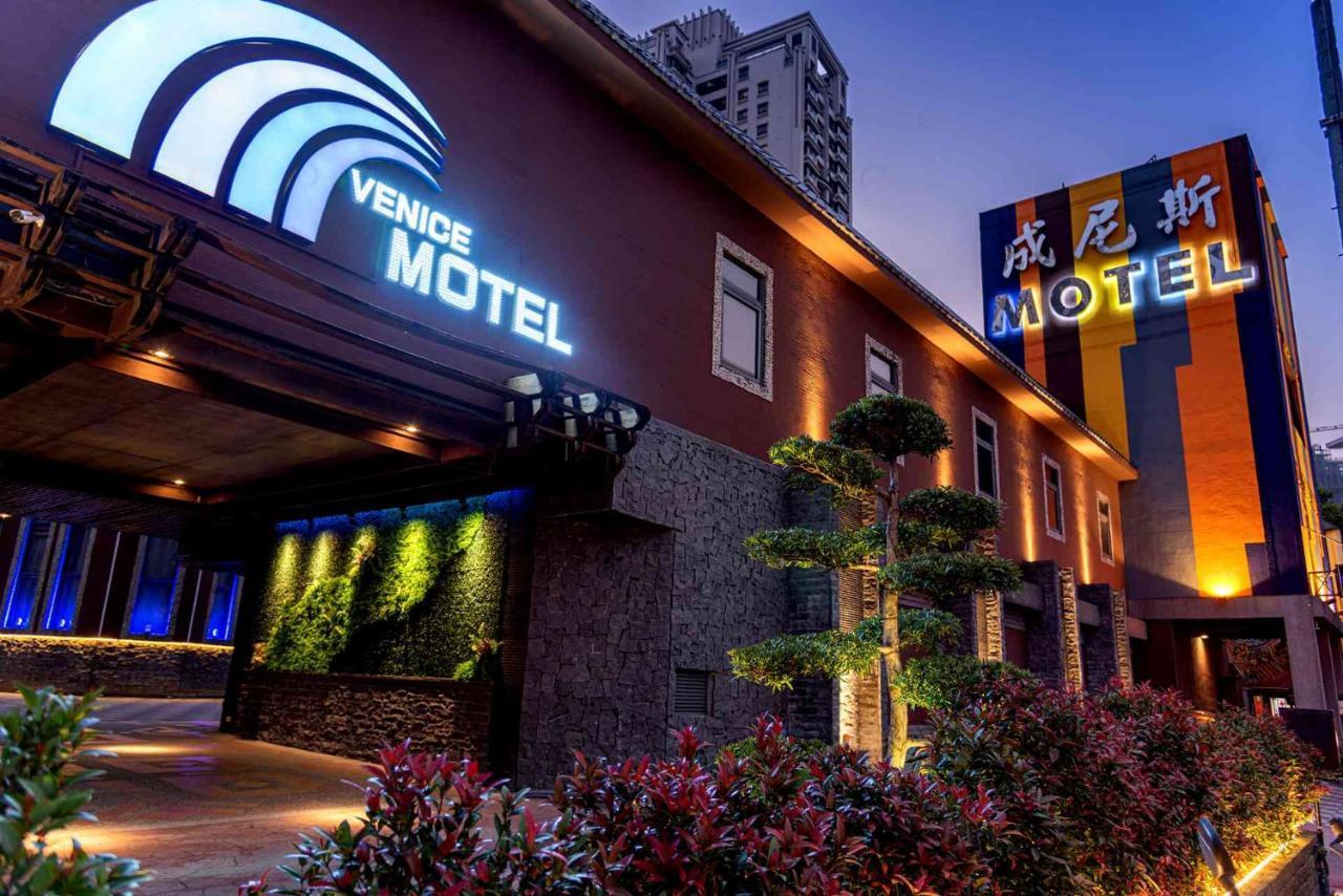 Venice Motel Тайчжун Экстерьер фото