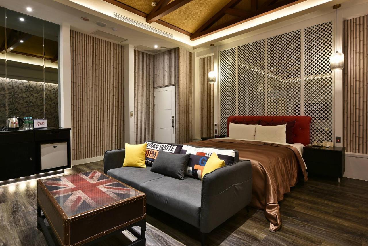 Venice Motel Тайчжун Экстерьер фото